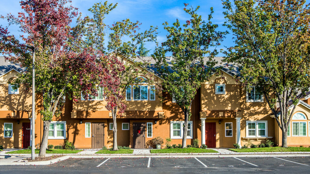 Mountain View Townhomes Exterior