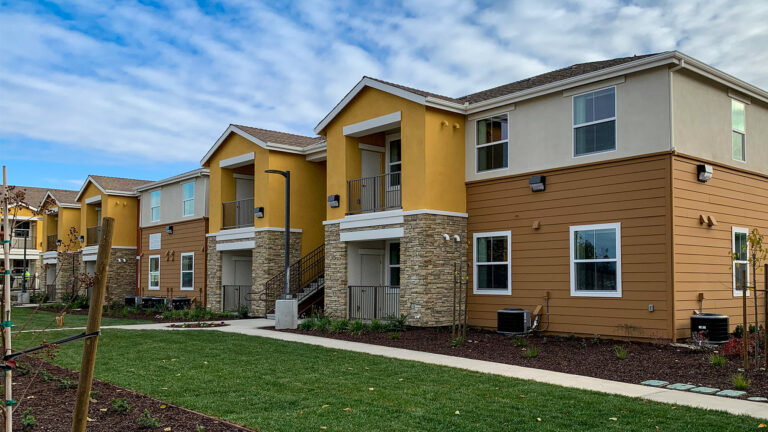 Oak Leaf Meadows Exterior